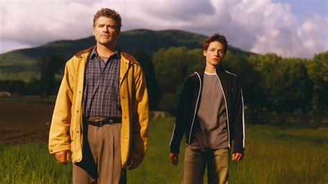  Everwood İçin Özlem Duyuyorsunuz Mu: Gençlik Huzursuzlukları ve Küçük Bir Kasabanın Sıcaklığı